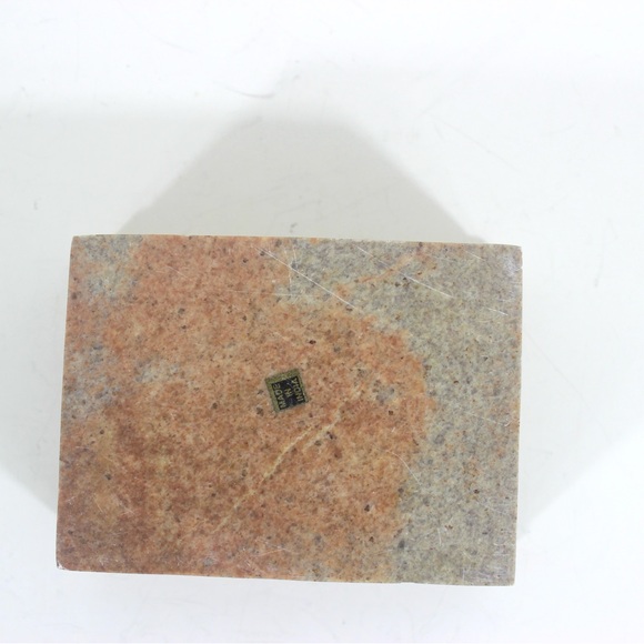 Vintage Carved stone box - Picture 7 of 9